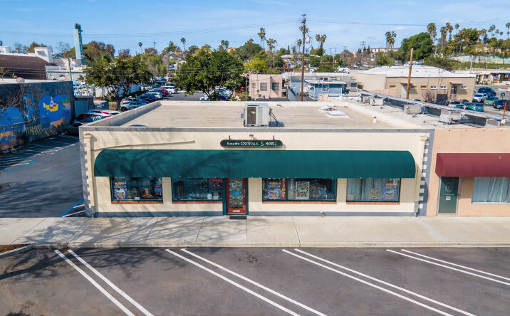 Pictures of Retail, Office property located at 350 E Broadway, Vista, CA 92084 for lease - image #1