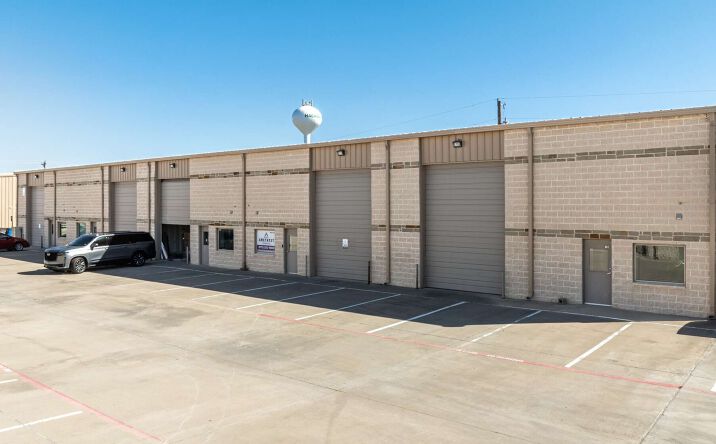 Pictures of Industrial property located at 207 King Rd, Frisco, TX 75036 for lease - image #1