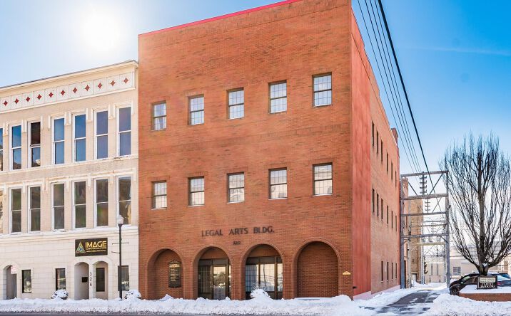 Pictures of Office property located at 320 Main St, Zanesville, OH 43701 for lease - image #1