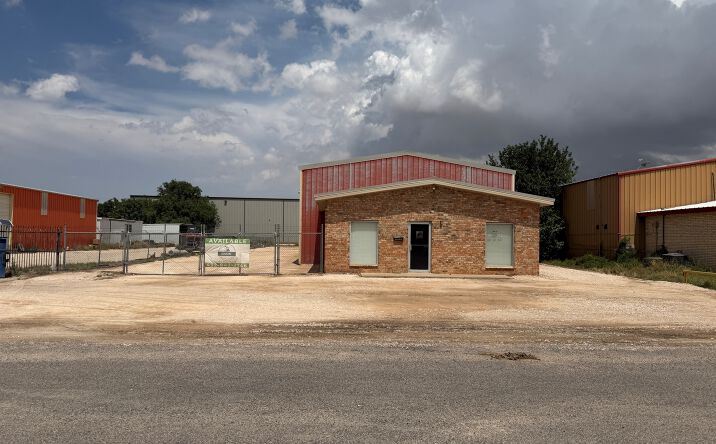Pictures of Industrial property located at 4921 S County Rd 1303, Odessa, TX 79765 for lease - image #1