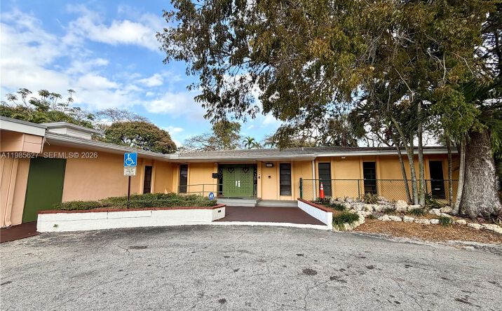 Pictures of Special Purpose property located at 4537 W Broward Blvd, Plantation, FL 33317 for lease - image #1