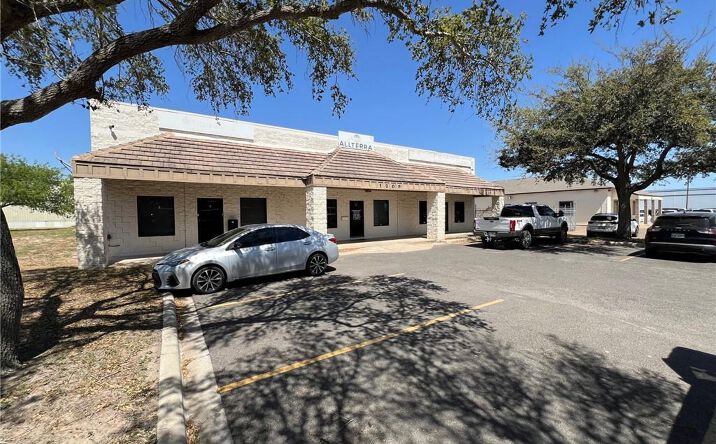 Pictures of Office, Industrial property located at 1209 E Jasmine Avenue # B, McAllen, TX 78501 for lease - image #1