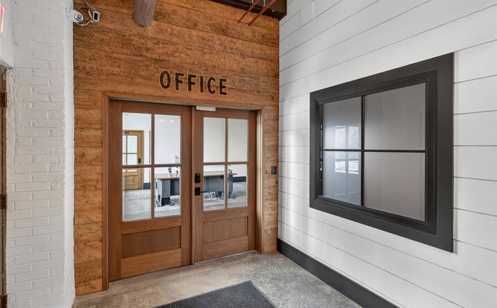 Pictures of Office property located at 200 Barrett Street, Monroe, GA 30655 for lease - image #1