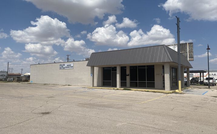 Pictures of Retail, Office property located at 2031 Andrews Hwy, Odessa, TX 79761 for lease - image #1