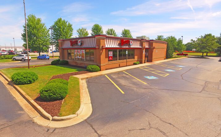 Pictures of Retail property located at 12793 US-131, Schoolcraft, MI 49087 for lease - image #1