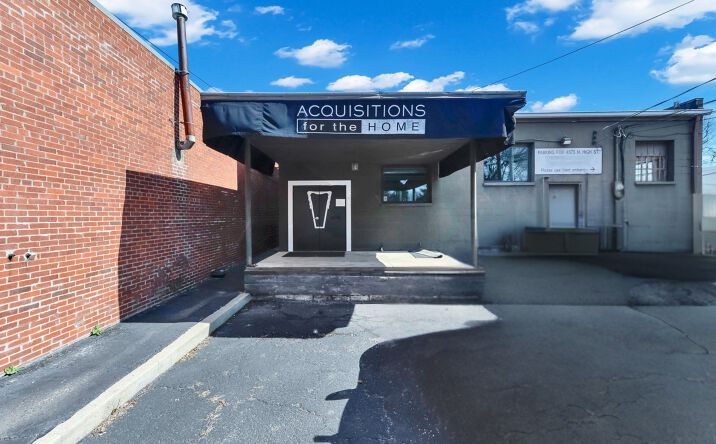 Pictures of Office, Retail, Special Purpose property located at 4575 N High St, Columbus, OH 43214 for lease - image #1