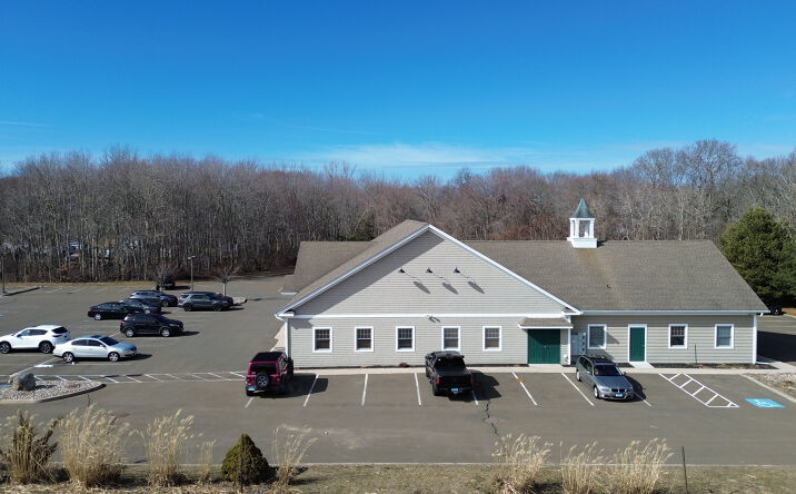 Pictures of Retail, Office property located at 4 Grove Beach Rd N, Westbrook, CT 06498 for lease - image #1