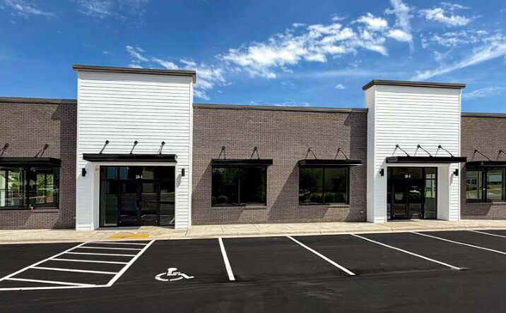 Pictures of Retail, Restaurant property located at 139 – 141 Island Ford Rd, Statesville, NC 28625 for lease - image #1