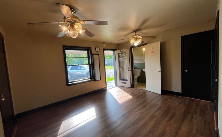 Pictures of Retail property located at 159 Bottom Rd, Raven, VA 24639 for lease - image #1