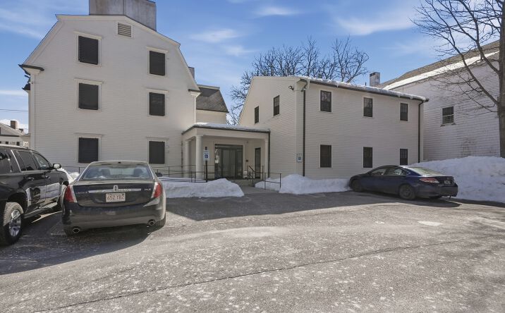 Pictures of Office property located at 28R Green St Newburyport, Newburyport, MA 01950 for lease - image #1