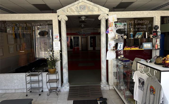 Pictures of Retail property located at 266 Palisade Ave, Cliffside Park, NJ 07010 for lease - image #1