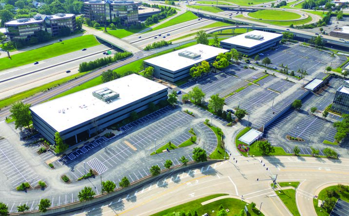 Pictures of Office property located at 1610-1650 Des Peres Road, St. Louis, MO 63131 for lease - image #1