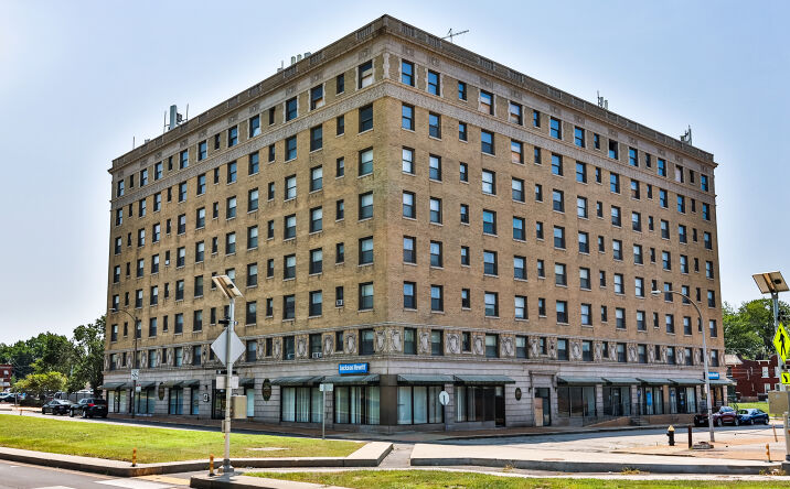Pictures of Office property located at 3640 Natural Bridge Ave, St. Louis, MO 63107 for lease - image #1