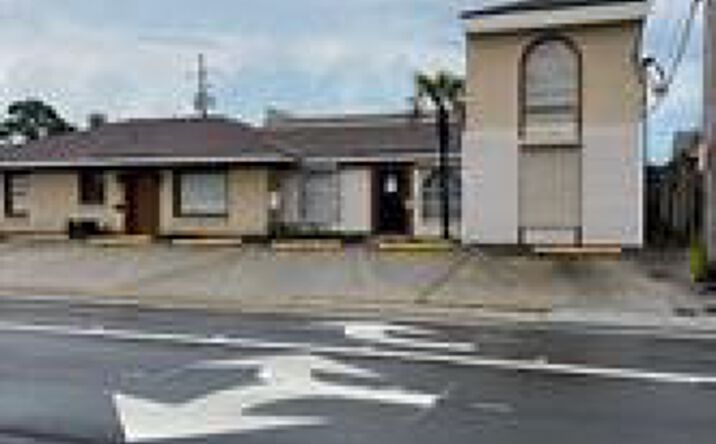 Pictures of Office property located at 3202 W Metairie Ave, Metairie, LA 70001 for lease - image #1