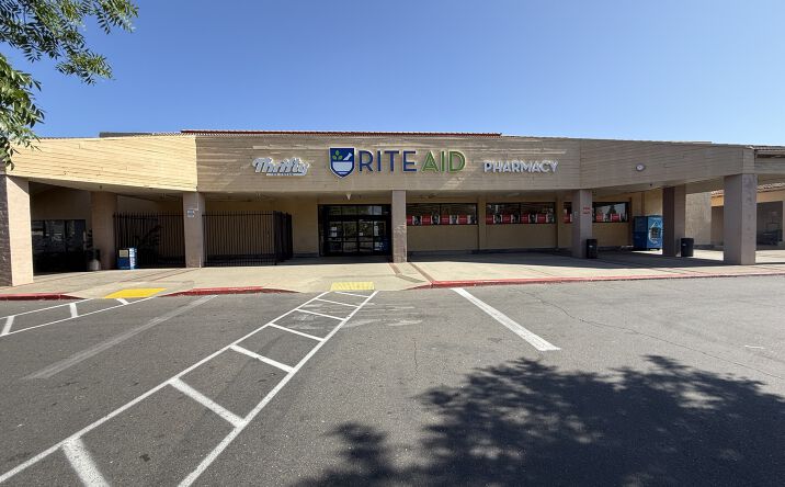Pictures of Retail property located at 9133 Kiefer Blvd, Sacramento, CA 95826 for lease - image #1