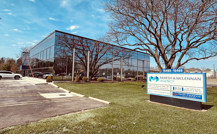 Pictures of Office property located at 15435 Middlebelt Rd, Livonia, MI 48154 for lease - image #1