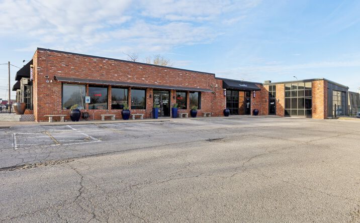 Pictures of Retail, Office property located at 4301 S Pennsylvania Ave, Oklahoma City, OK 73119 for lease - image #1