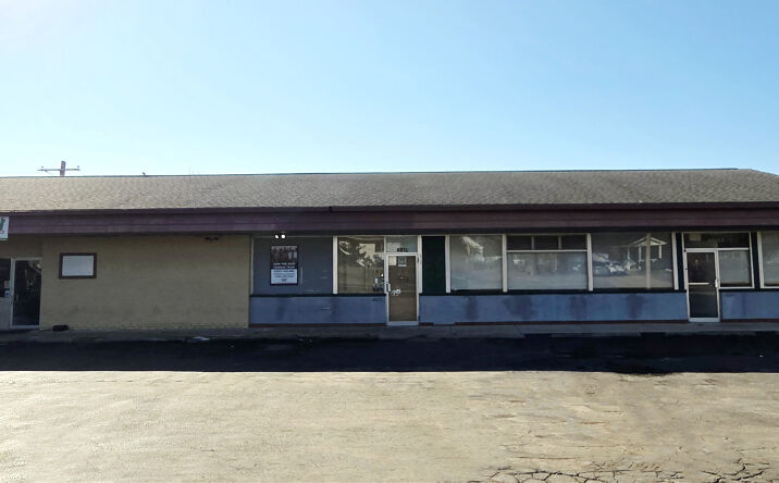 Pictures of Retail, Office property located at 4808 Forman Rd, Affton, MO 63123 for lease - image #1