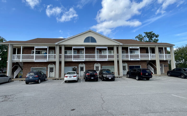 Pictures of Retail, Office property located at 14615 Manchester Rd, Ballwin, MO 63011 for lease - image #1