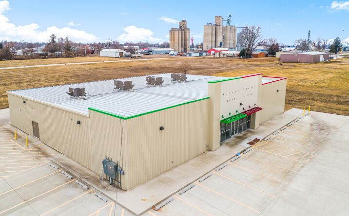 Pictures of Retail property located at 970 US-18, Britt, IA 50423 for lease - image #1
