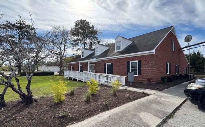 Pictures of Office property located at 1890 Dawson St, Wilmington, NC 28403 for lease - image #1