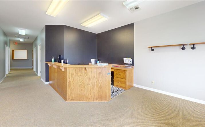 Pictures of Office property located at 127 S Main Street, Nevada, MO 64772 for lease - image #1
