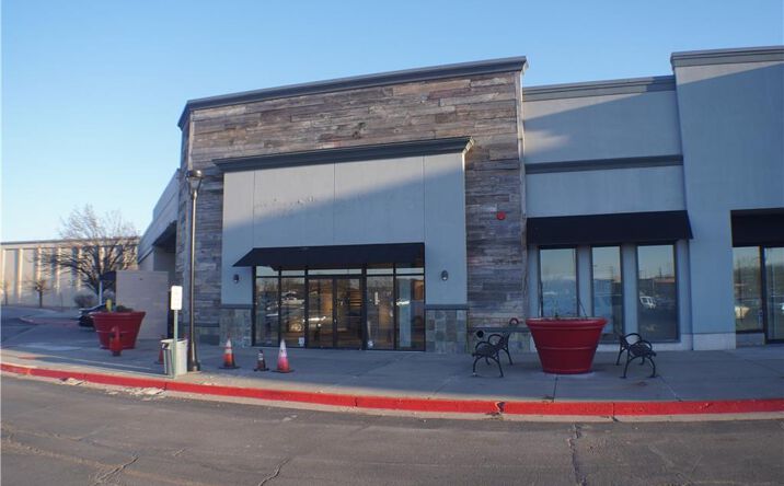 Pictures of Retail, Restaurant property located at 18801 E 39th Street S, Independence, MO 64057 for lease - image #1