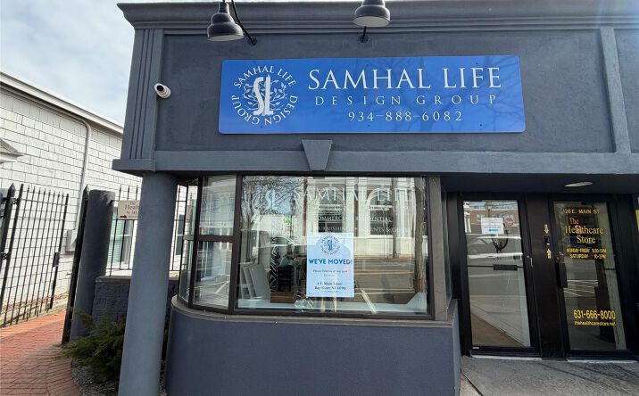 Pictures of Retail, Office property located at 126A Main Street, Islip, NY 11706 for lease - image #1