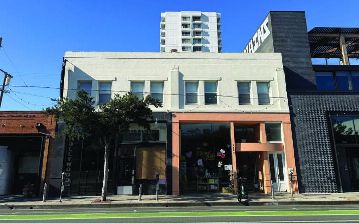 Pictures of Retail property located at 2804 Main St, Santa Monica, CA 90405 for lease - image #1