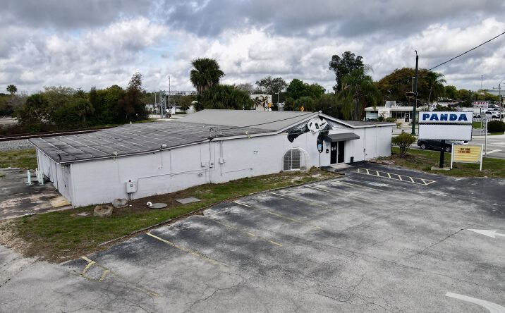 Pictures of Retail property located at 721 US-1, Vero Beach, FL 32962 for lease - image #1