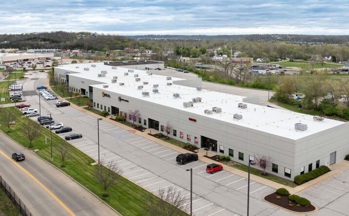 Pictures of Office, Industrial, Special Purpose property located at 639 Gravois Bluffs Blvd, Fenton, MO 63026 for lease - image #1