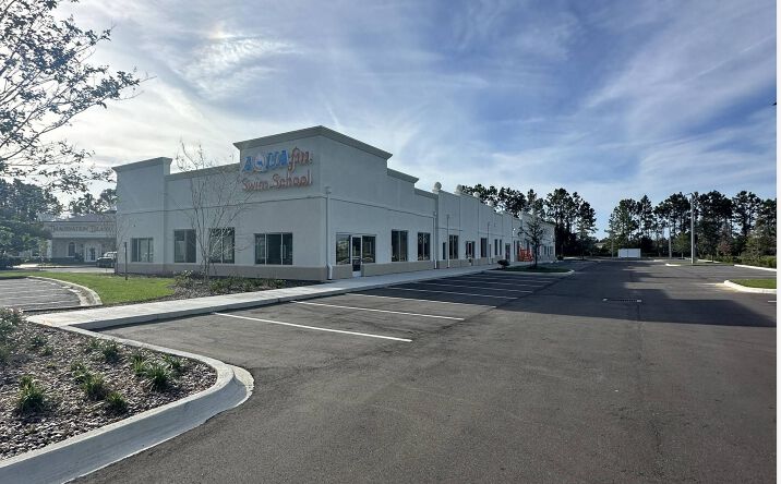 Pictures of Retail, Office property located at 2276 Village Square Pkwy, Fleming Island, FL 32003 for lease - image #1
