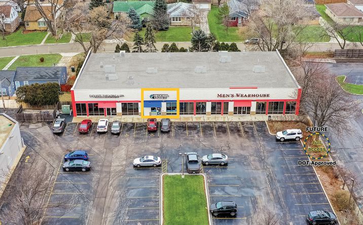 Pictures of Retail property located at 5522 N Port Washington Rd, Glendale, WI 53217 for lease - image #1