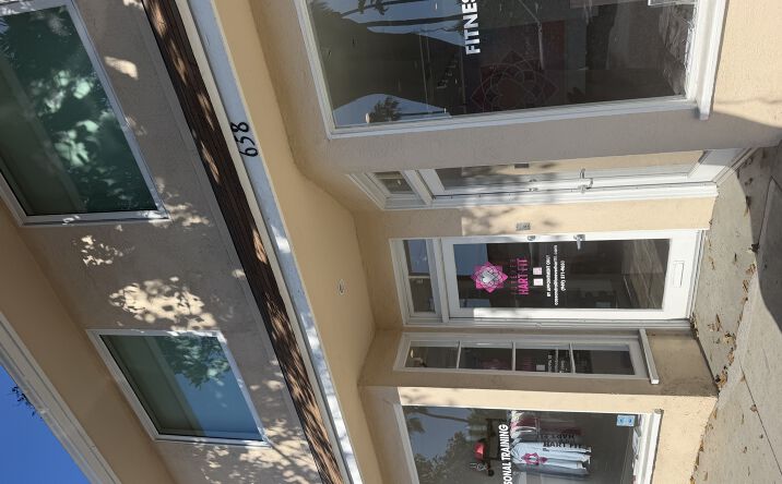 Pictures of Retail property located at 658 S Coast Hwy, Laguna Beach, CA 92651 for lease - image #1