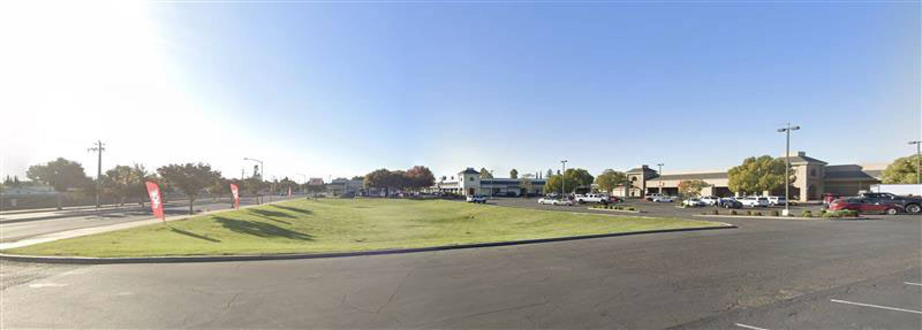 113 W Louise Ave, Manteca, CA 95336