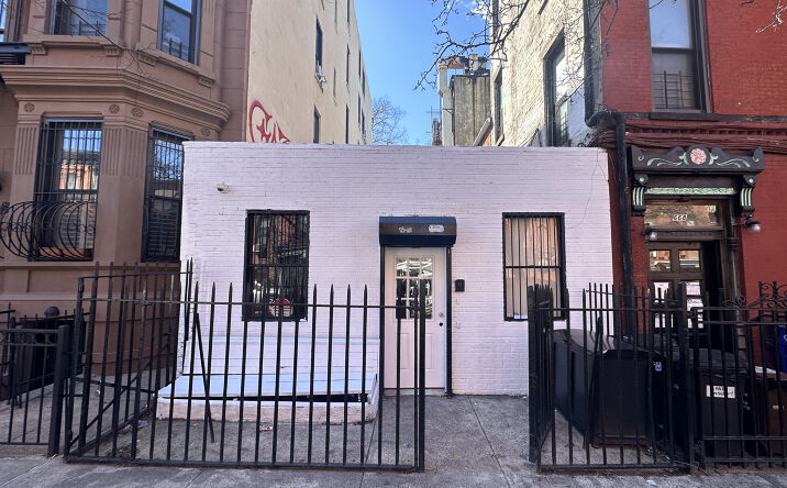 Pictures of Retail property located at 668 President Street, Brooklyn, NY 11215 for lease - image #1