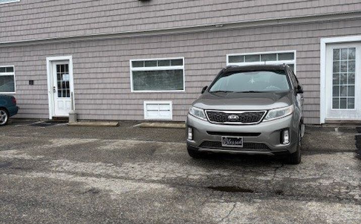 Pictures of Office property located at 418 Roosevelt Dr, Derby, CT 06418 for lease - image #1