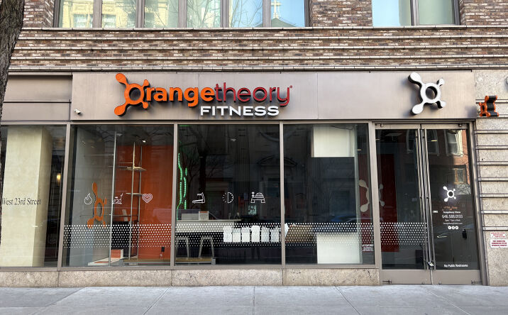 Pictures of Retail property located at 124 West 23rd Street, New York, NY 10011 for lease - image #1