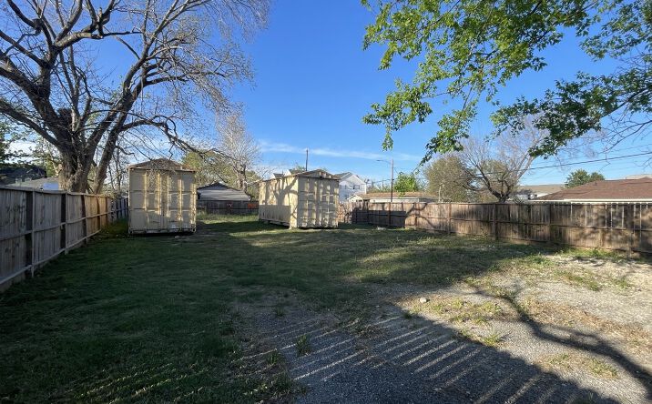 Pictures of Office, Land, Special Purpose property located at 802 Fair St, Houston, TX 77088 for lease - image #1