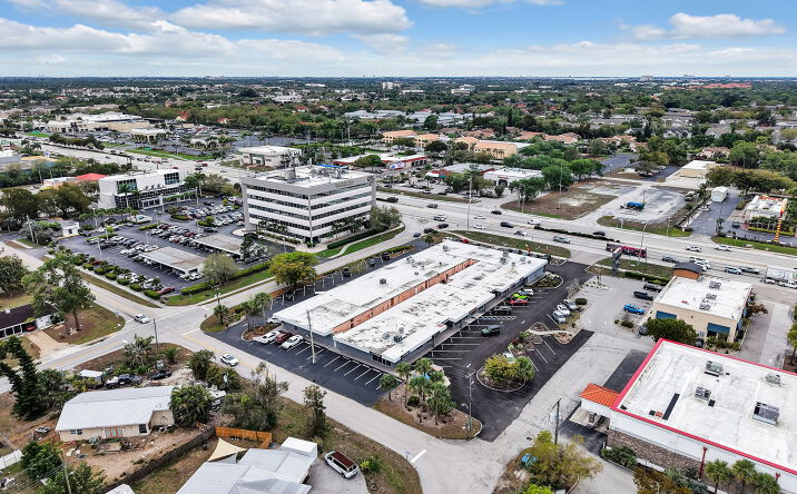 Pictures of Retail, Restaurant, Office property located at 12377 S Cleveland Ave, Fort Myers, FL 33907 for lease - image #1