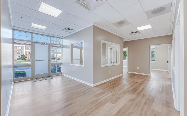 Pictures of Office property located at 19441 Golf Vista Plaza, Leesburg, VA 20176 for lease - image #1