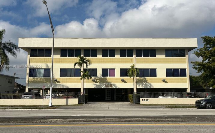 Pictures of Office property located at 1312 SW 27th Ave, Miami, FL 33145 for lease - image #1