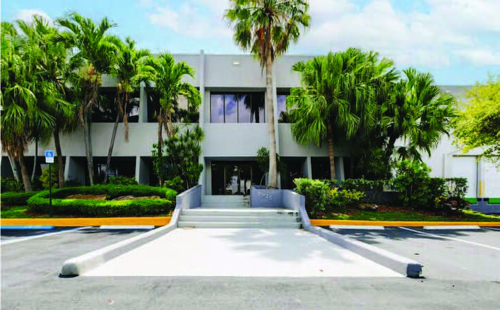 Pictures of Retail, Office property located at 2875 NW 77th Ave, Doral, FL 33122 for lease - image #1