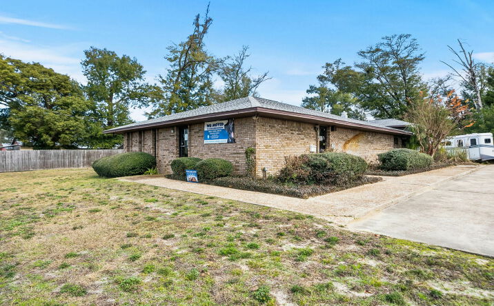 Pictures of Office property located at 4740 Highway 389, Lynn Haven, FL 32444, Lynn Haven, FL 32444 for lease - image #1