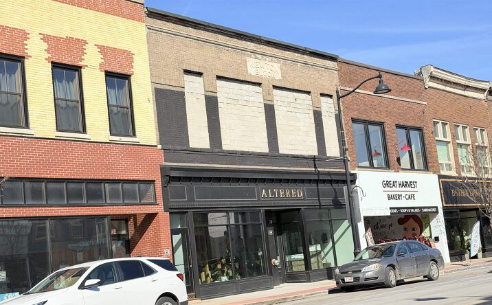 Pictures of Retail, Office, Special Purpose property located at 128 - 130 Front, Beaver Dam, WI 53916 for lease - image #1