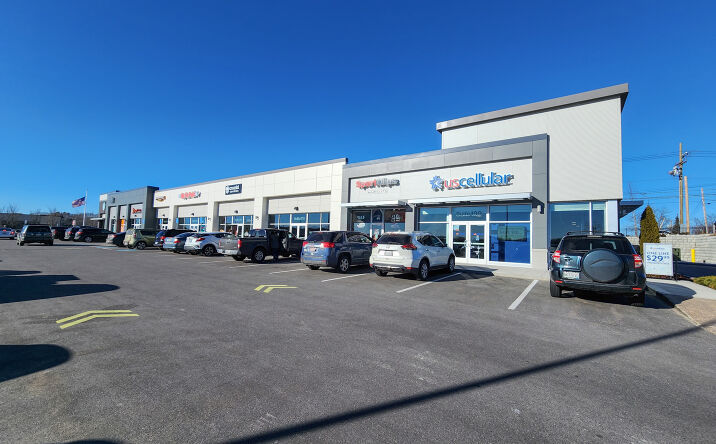 Pictures of Retail property located at 95 Rock Row, Westbrook, ME 04092 for lease - image #1