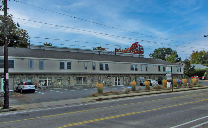 Pictures of Office property located at 980 Forest Ave, Portland, ME 04103 for lease - image #1