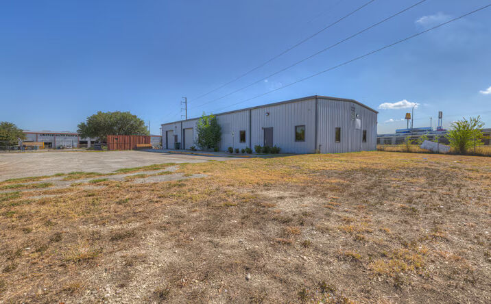 Pictures of Industrial property located at 6226 Fairdale Dr, San Antonio, TX 78218 for lease - image #1