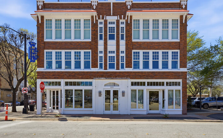 Pictures of Office property located at 1200 W Magnolia Ave, Fort Worth, TX 76104 for lease - image #1