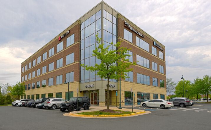 Pictures of Office property located at 44095 Pipeline Plaza, Ashburn, VA 20147 for lease - image #1